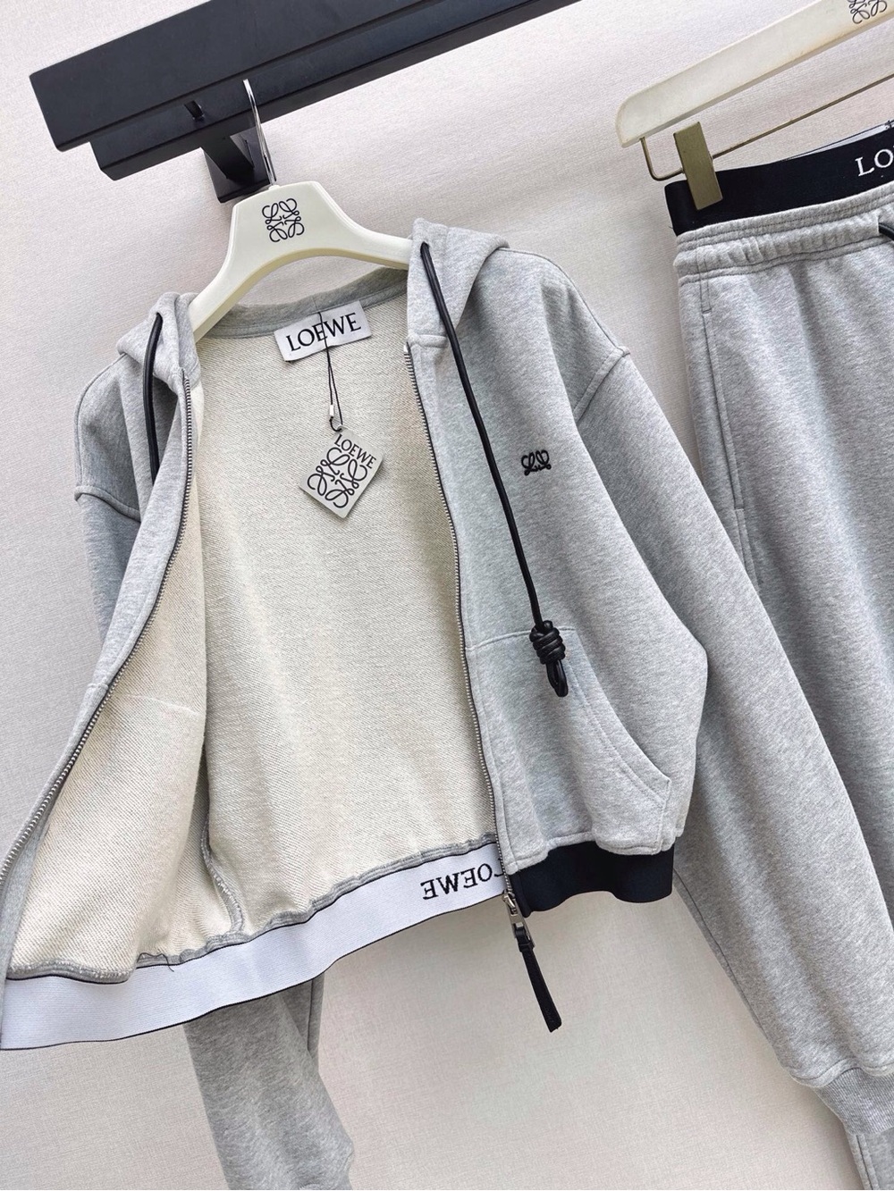 Loewe Light Gray Hoodie & Jogger Set with Black Trim - Picture 4 of 6